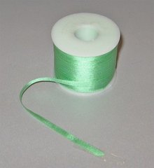 Стрічка для вишивання, натуральний шовк, світло-зелена, 4 мм