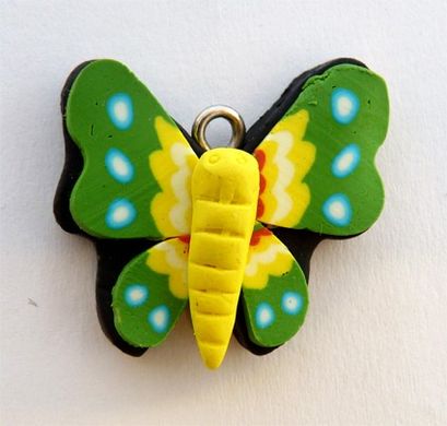 Намистина фімо, метелик зелений