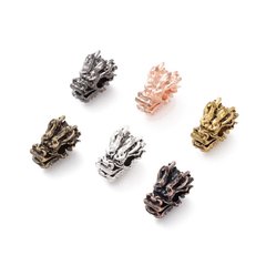 Намистини металеві, литі, у формі голови дракона, різних кольорів, 12х8 mm